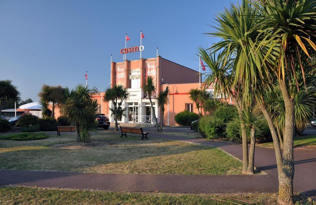 Les Iles Vue Sur Mer Agon-Coutainville Exterior foto